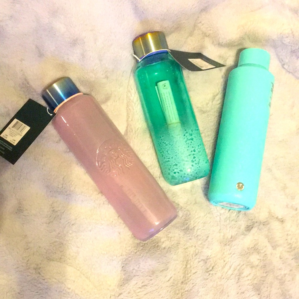 Starbucks summer 1 water bottle bundle